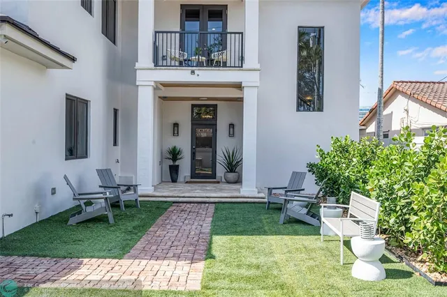 $55,000 | 1949 Harbourview Drive, Fort Lauderdale, FL 33316