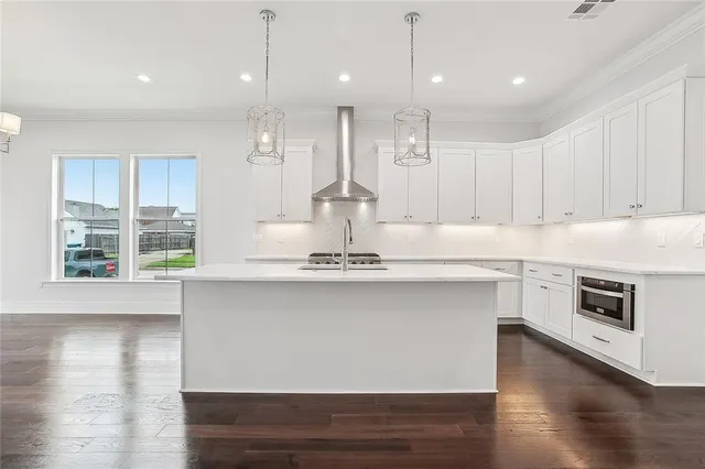 $685,000 | 4123 St Elizabeth Drive, Kenner, LA 70065