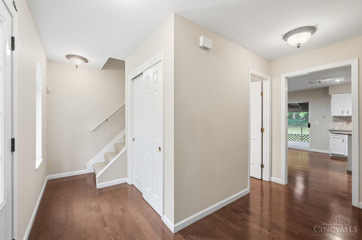 6906 Paddison Road Cincinnati, OH 45230 - Photo 9 of 92