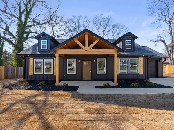 $350,000 | 111 West 2nd Street, Williamston, SC 29697