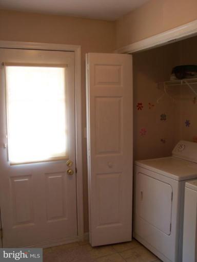 1147 Caton Road Hampstead, MD 21074 - Photo 22 of 30 Laundry Area 1