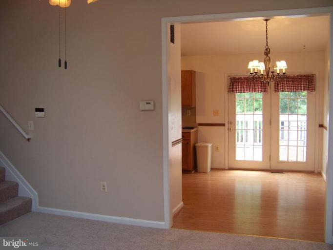 1147 Caton Road Hampstead, MD 21074 - Photo 10 of 30 Kitchen