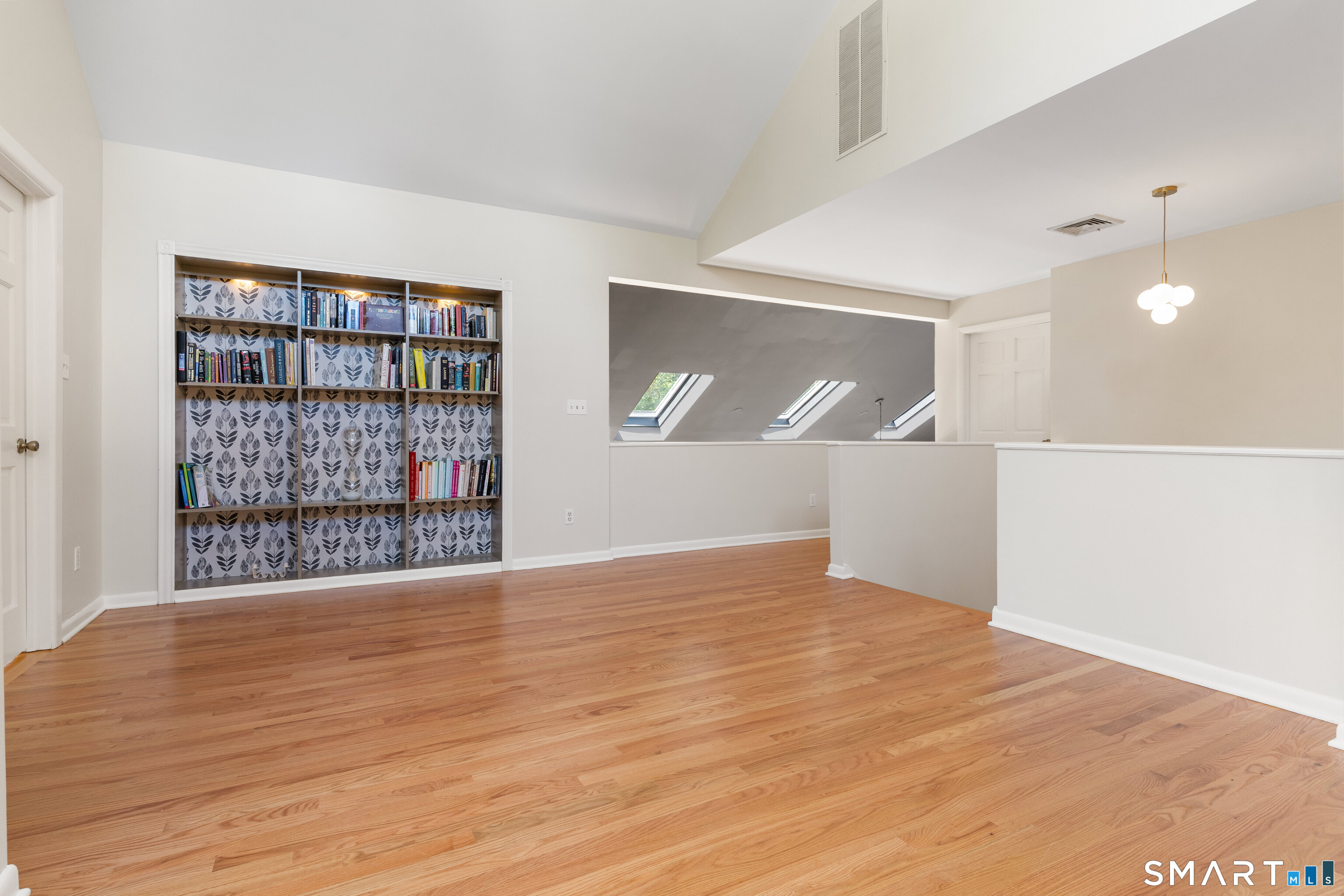 84 Sawmill Road Branford, CT 06405 - Photo 25 of 40