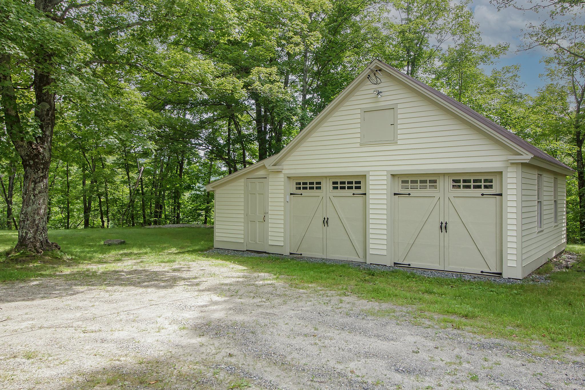 59 Knight Road Jamaica, VT 05343 - Photo 4 of 39