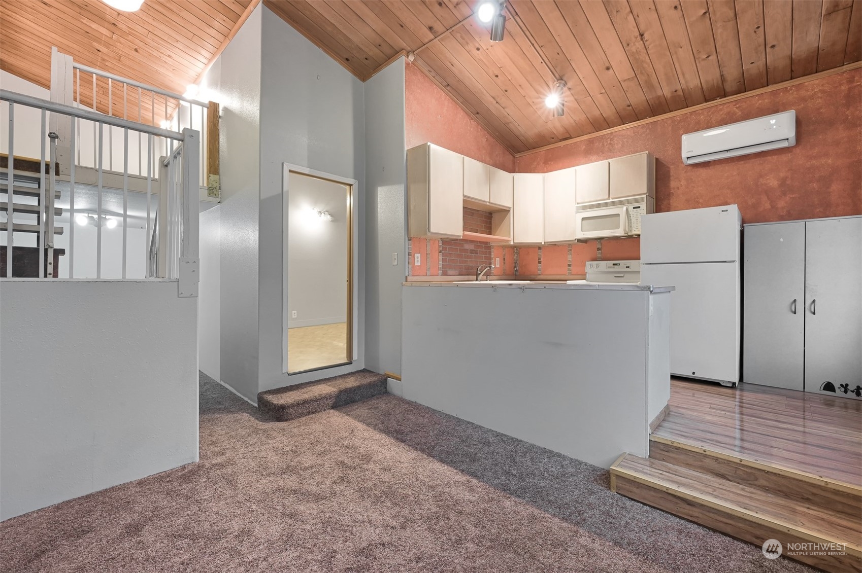 8247 Harborview Road Blaine, WA 98230 - Photo 25 of 39 Gallery Image 25