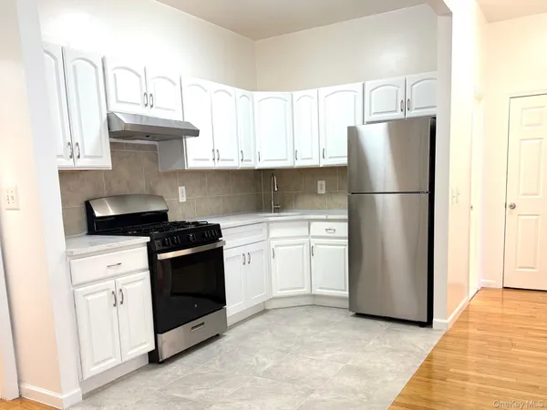 $3,200 | 235 Starr Street, Unit 1R | Bushwick