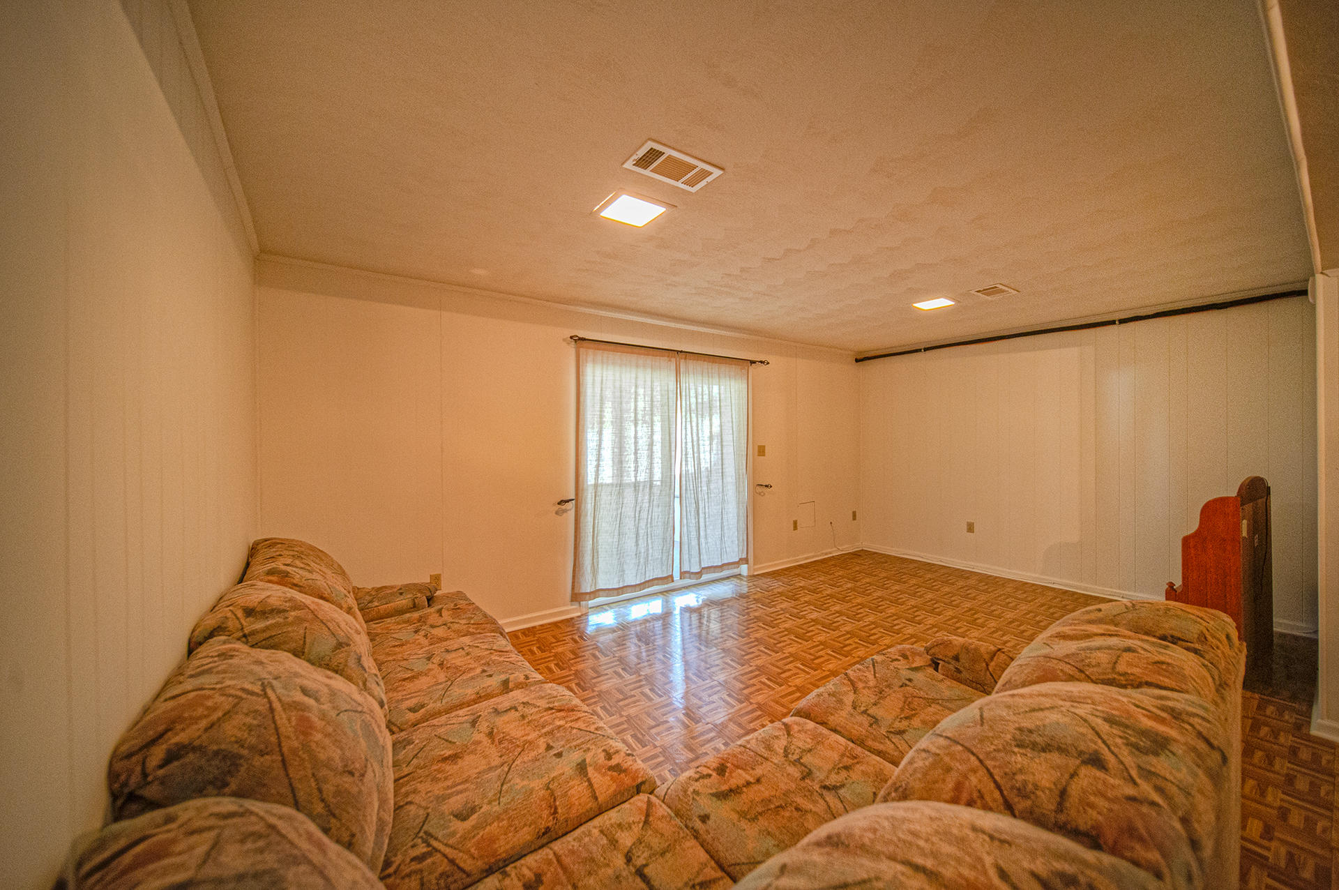 6212 Plantation Road Roanoke, VA 24019 - Photo 17 of 24 Family Room