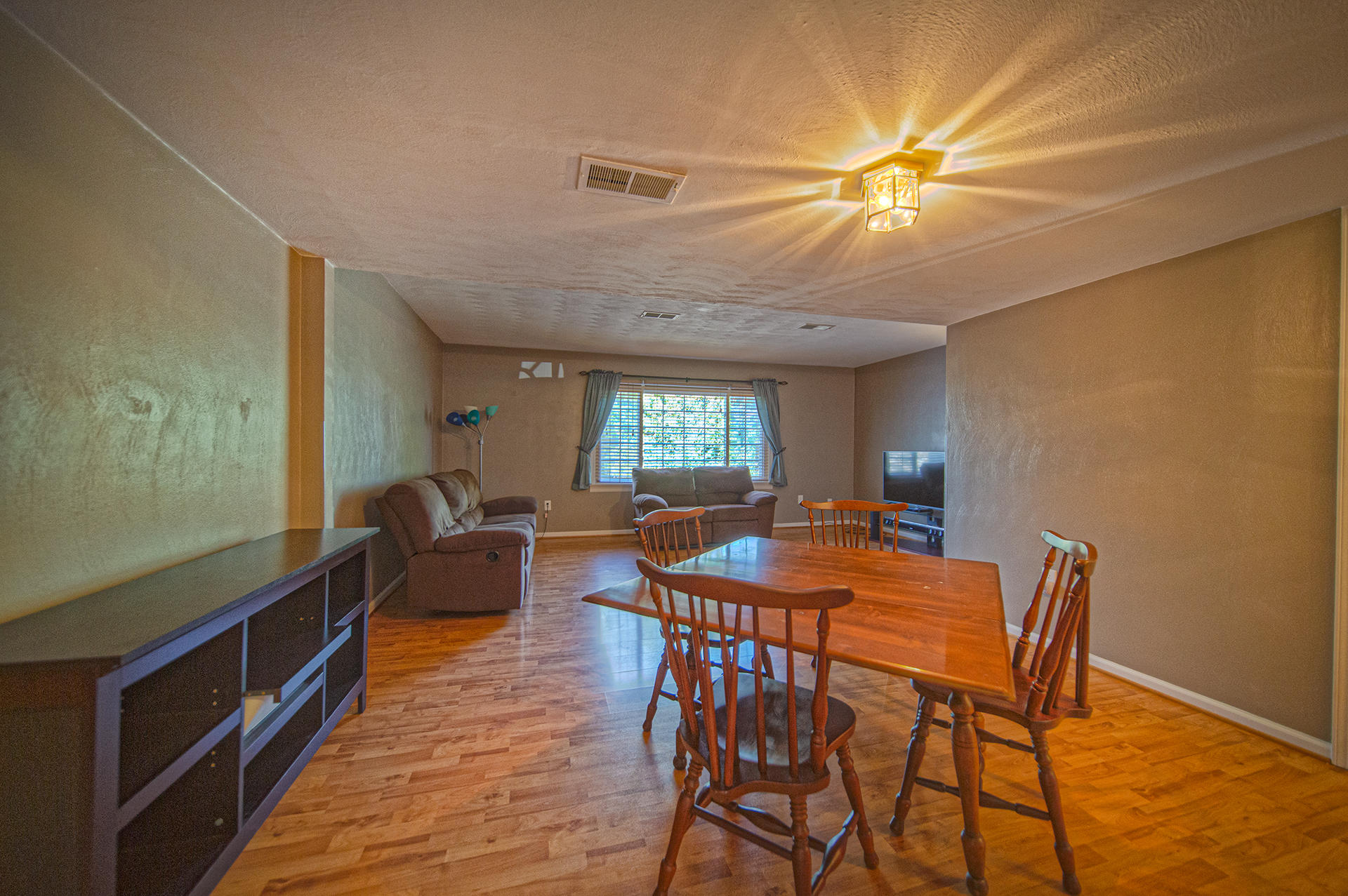 6212 Plantation Road Roanoke, VA 24019 - Photo 8 of 24 Dining Area to Living Room