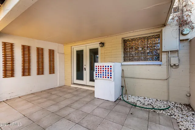 a view of an entryway with a window