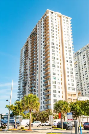 $3,600 | 101 Briny Avenue, Unit 2207, Pompano Beach, FL 33062