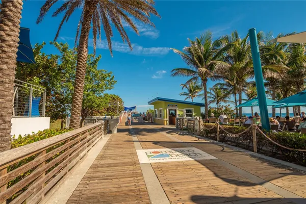 $3,600 | 101 Briny Avenue, Unit 2207, Pompano Beach, FL 33062