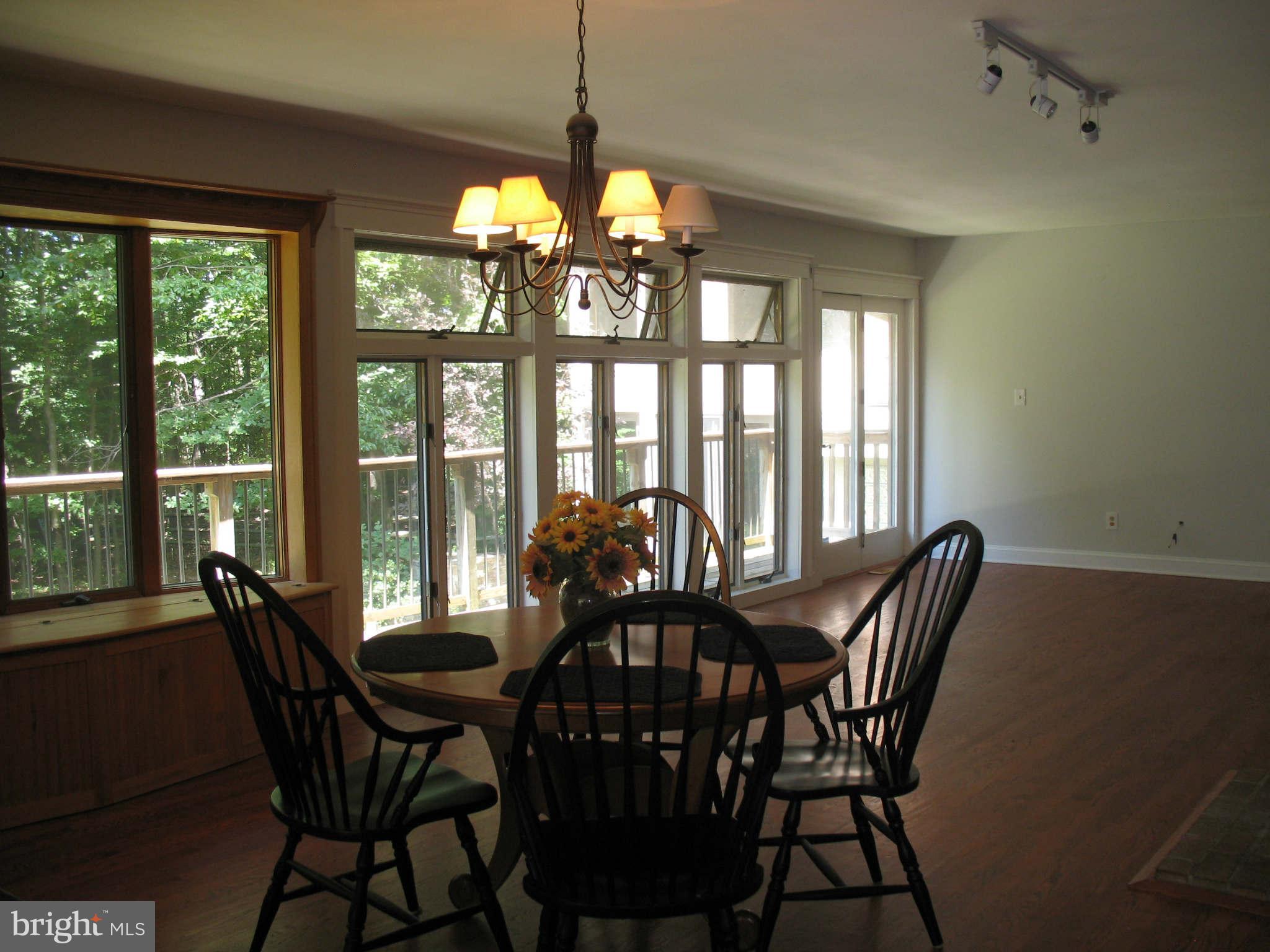 9106 Satyr Hill Road Baltimore, MD 21234 - Photo 6 of 15 Family Room