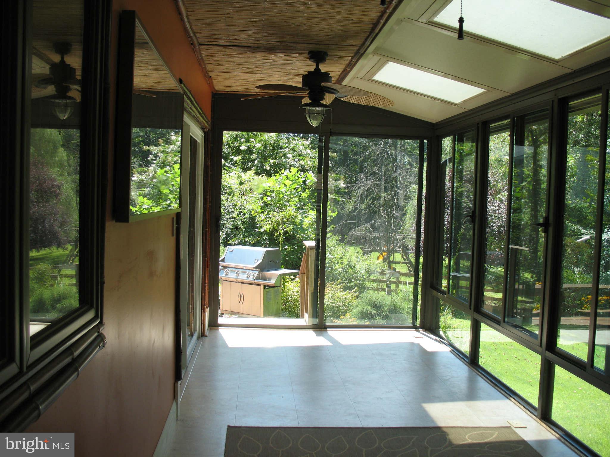 9106 Satyr Hill Road Baltimore, MD 21234 - Photo 8 of 15 Interior (General)