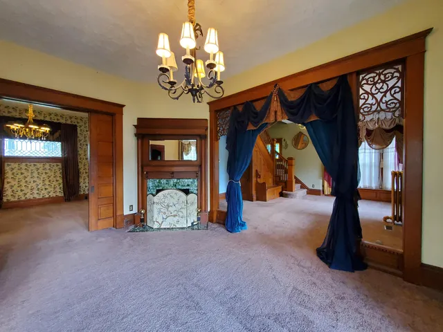 $229,500 | 407 North 3rd Street, Kentland, IN 47951