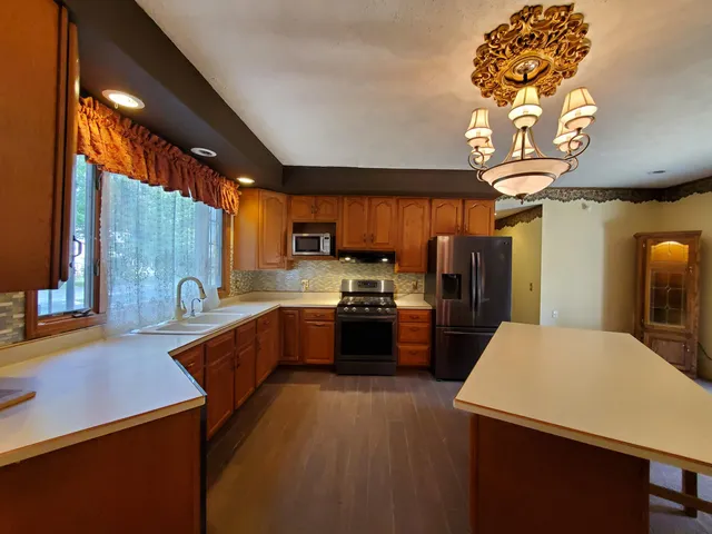 $229,500 | 407 North 3rd Street, Kentland, IN 47951