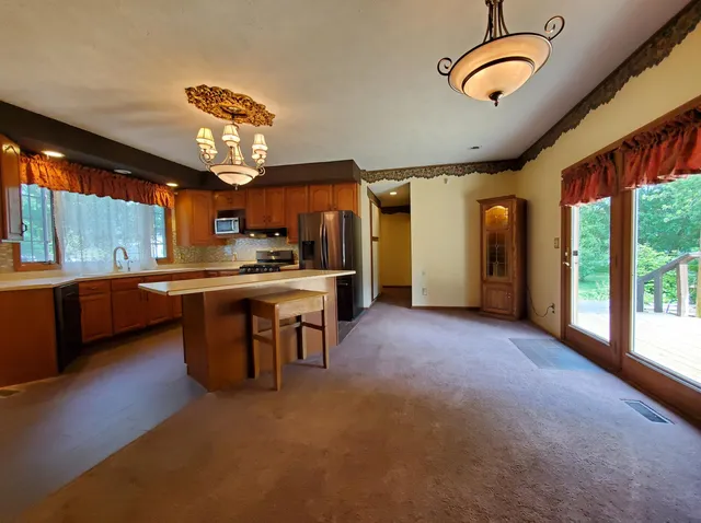 $229,500 | 407 North 3rd Street, Kentland, IN 47951