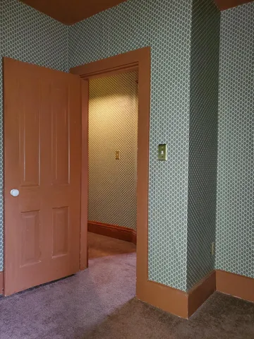 $229,500 | 407 North 3rd Street, Kentland, IN 47951