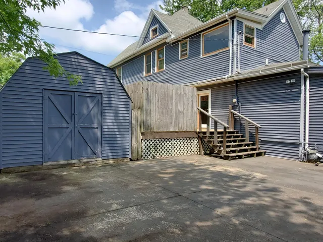 $229,500 | 407 North 3rd Street, Kentland, IN 47951