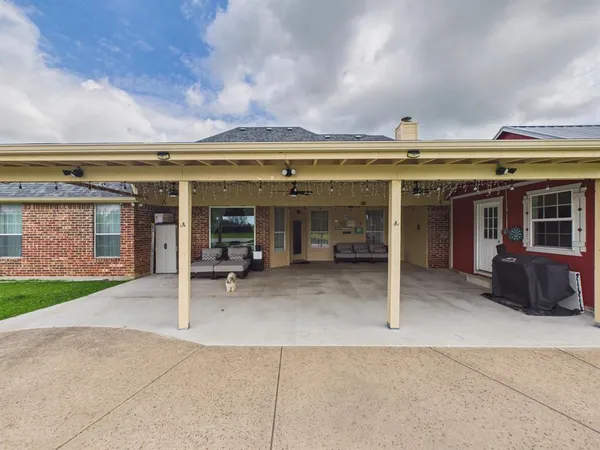$650,000 | 5640 Jennifer Lane, Midlothian, TX 76065