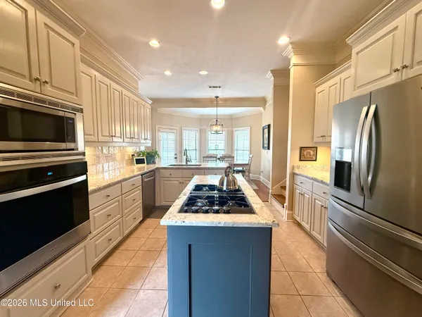 $379,900 | 563 Eastside Cove, Brandon, MS 39047