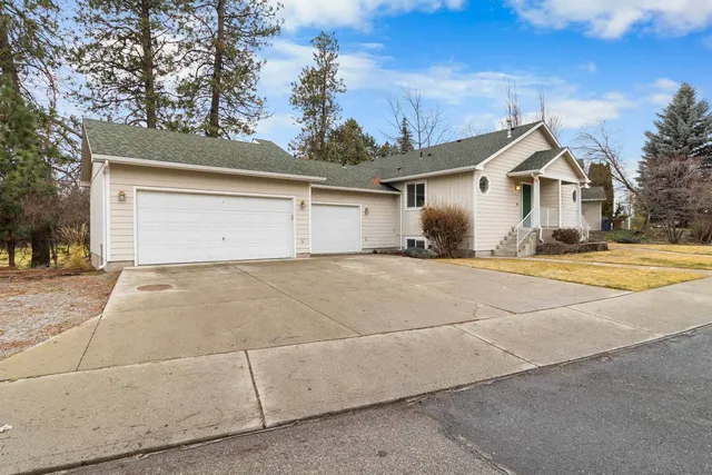 $450,000 | 1050 South Westcliff Place, Spokane, WA 99224