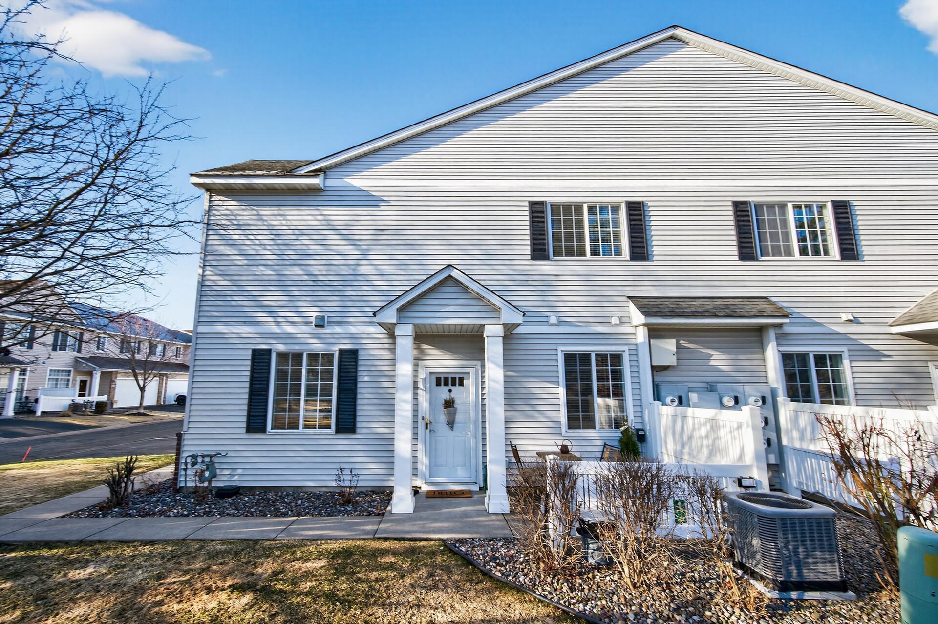 18062 96th Avenue North Maple Grove, MN 55311 - Photo 2 of 33