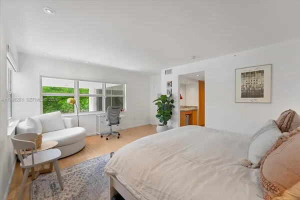 $13,500 | 2721 Southwest 22nd Avenue, Unit A, Miami, FL 33133