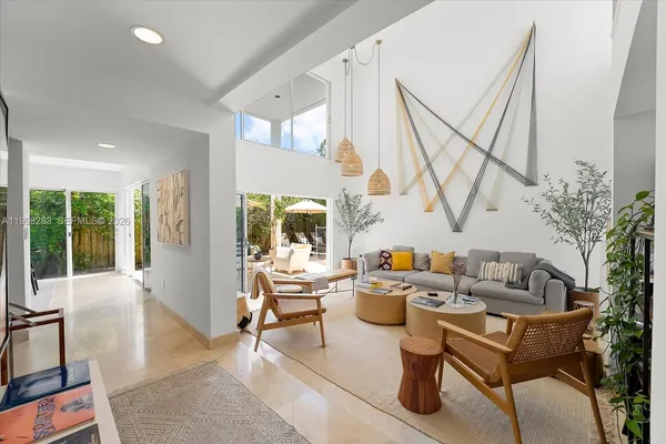 $13,500 | 2721 Southwest 22nd Avenue, Unit A, Miami, FL 33133