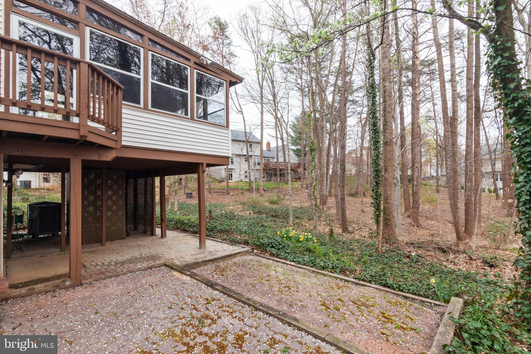 7703 Modisto Lane Springfield, VA 22153 - Photo 36 of 40 Gallery Image 36