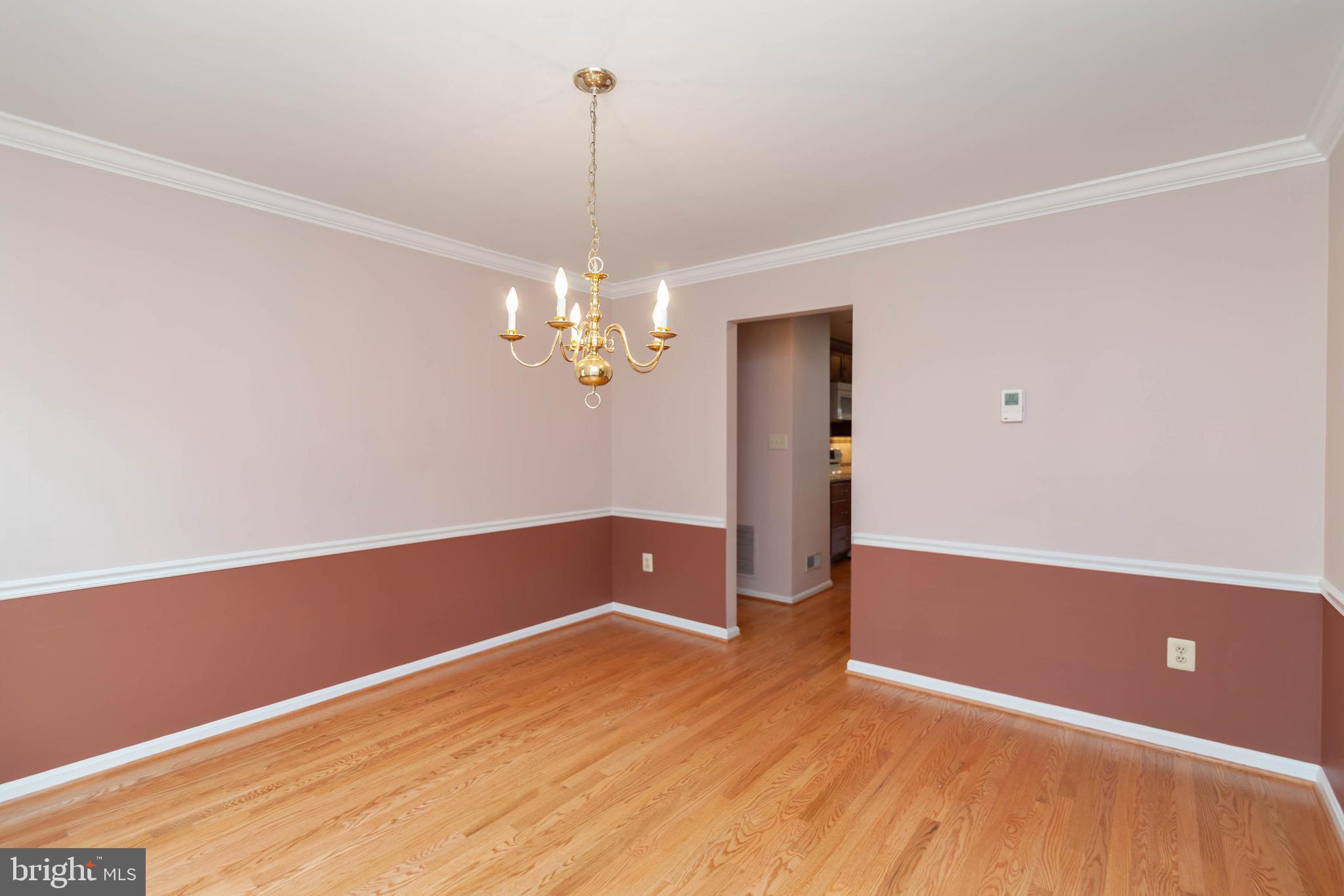 7703 Modisto Lane Springfield, VA 22153 - Photo 5 of 40 Gallery Image 5