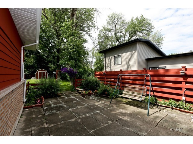 323 Shawnee Street Park Forest, IL 60466 - Photo 9 of 10