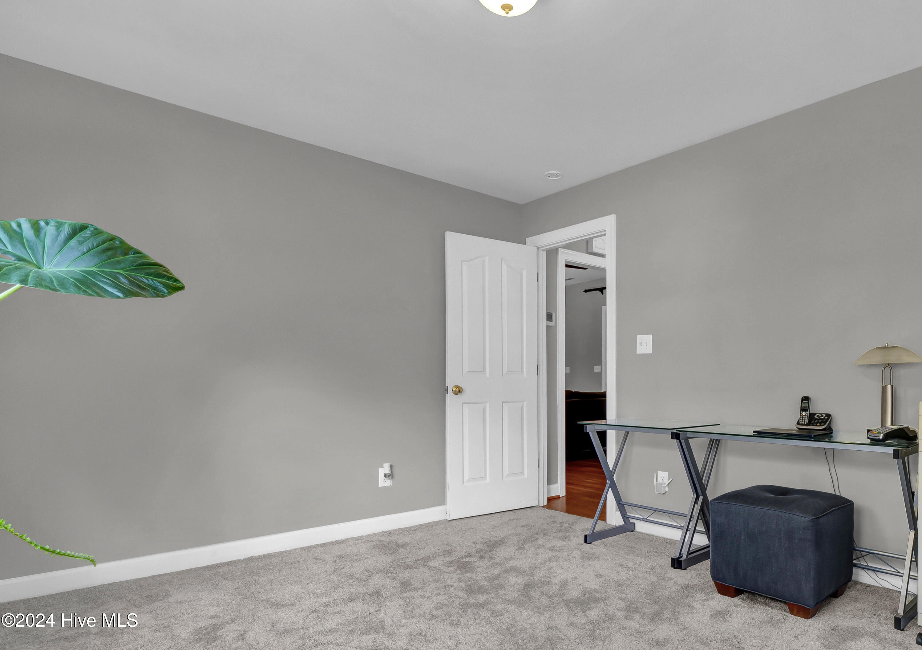4217 Cravens Point Road Wilmington, NC 28409 - Photo 23 of 63 032_d269fd2e-37a2-4e40-807d-94be041f8a44