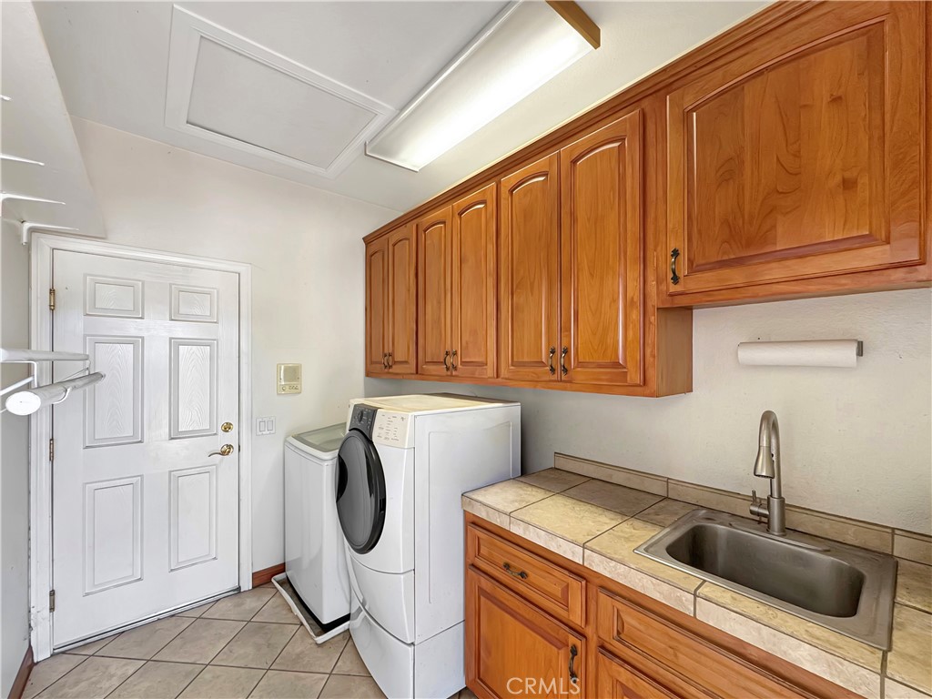 875 Clark Street Riverside, CA 92501 - Photo 39 of 56