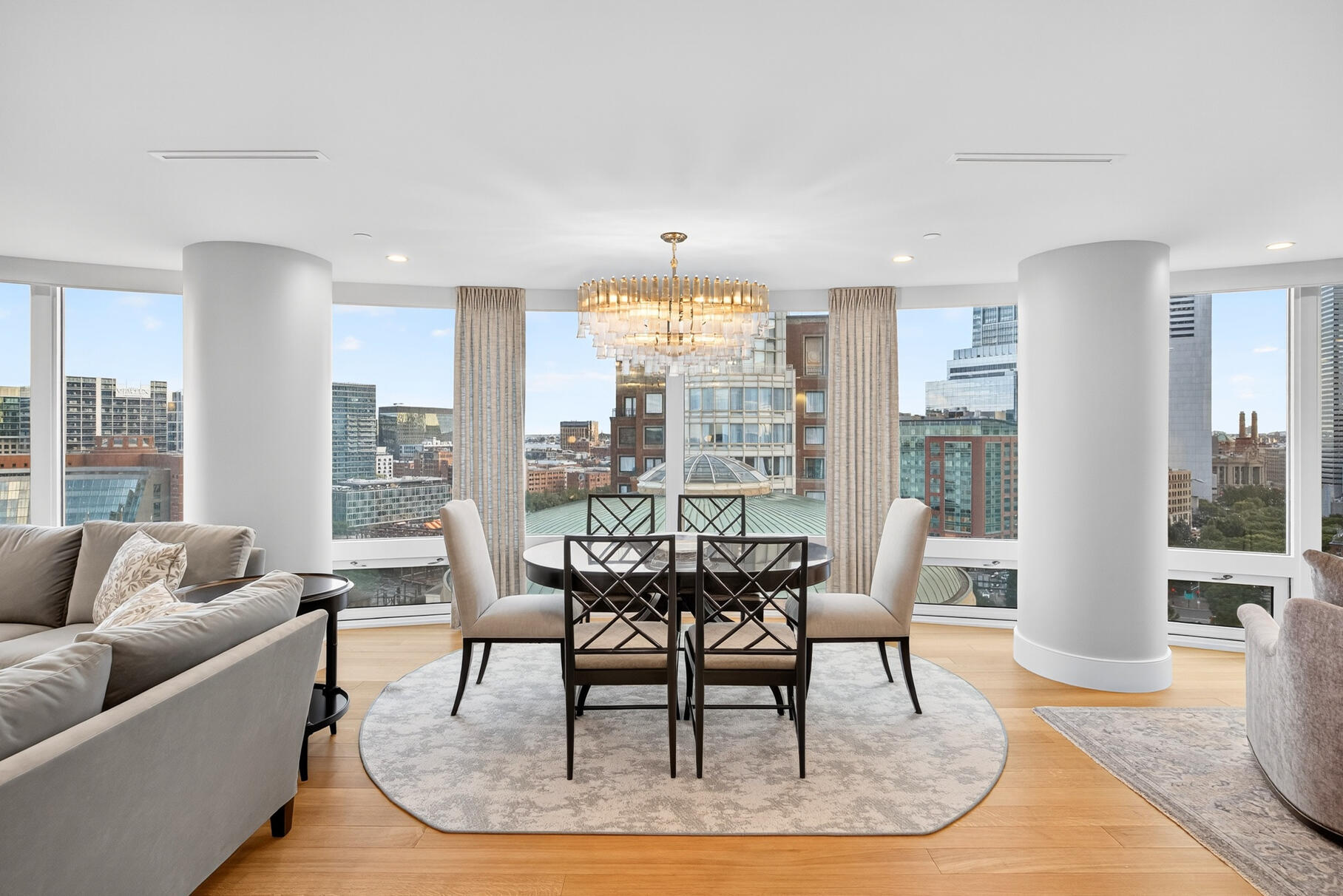 10 Rowes Wharf, Unit PH4 Boston, MA 02110 - Photo 24 of 93 048_9L4A6332