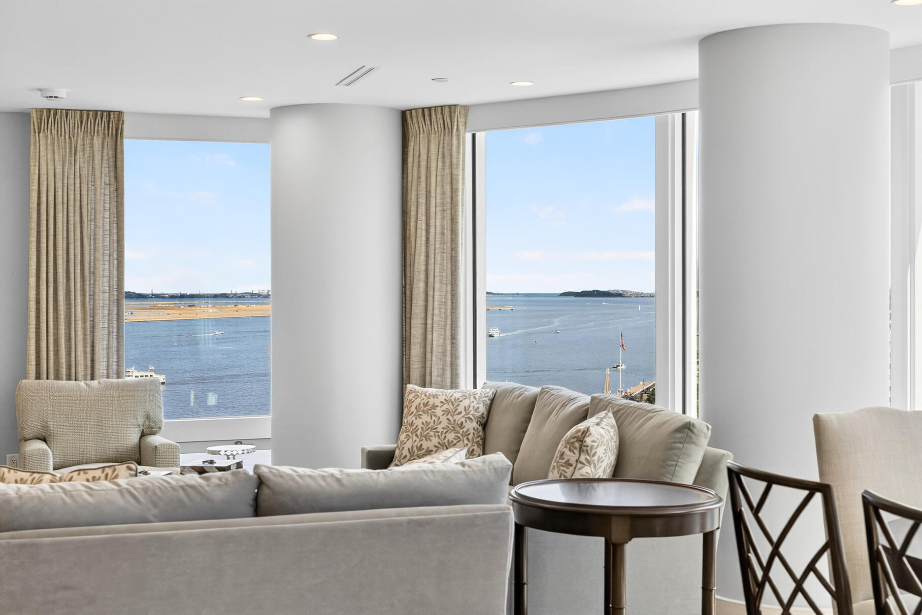 10 Rowes Wharf, Unit PH4 Boston, MA 02110 - Photo 37 of 93 060_9L4A5928
