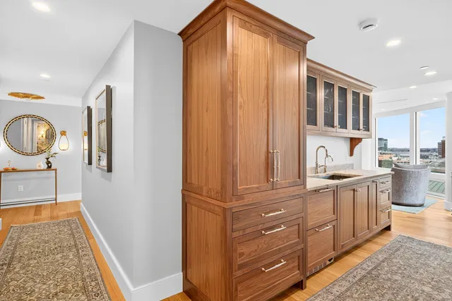 $8,995,000 | 10 Rowes Wharf, Unit PH4, Boston, MA 02110