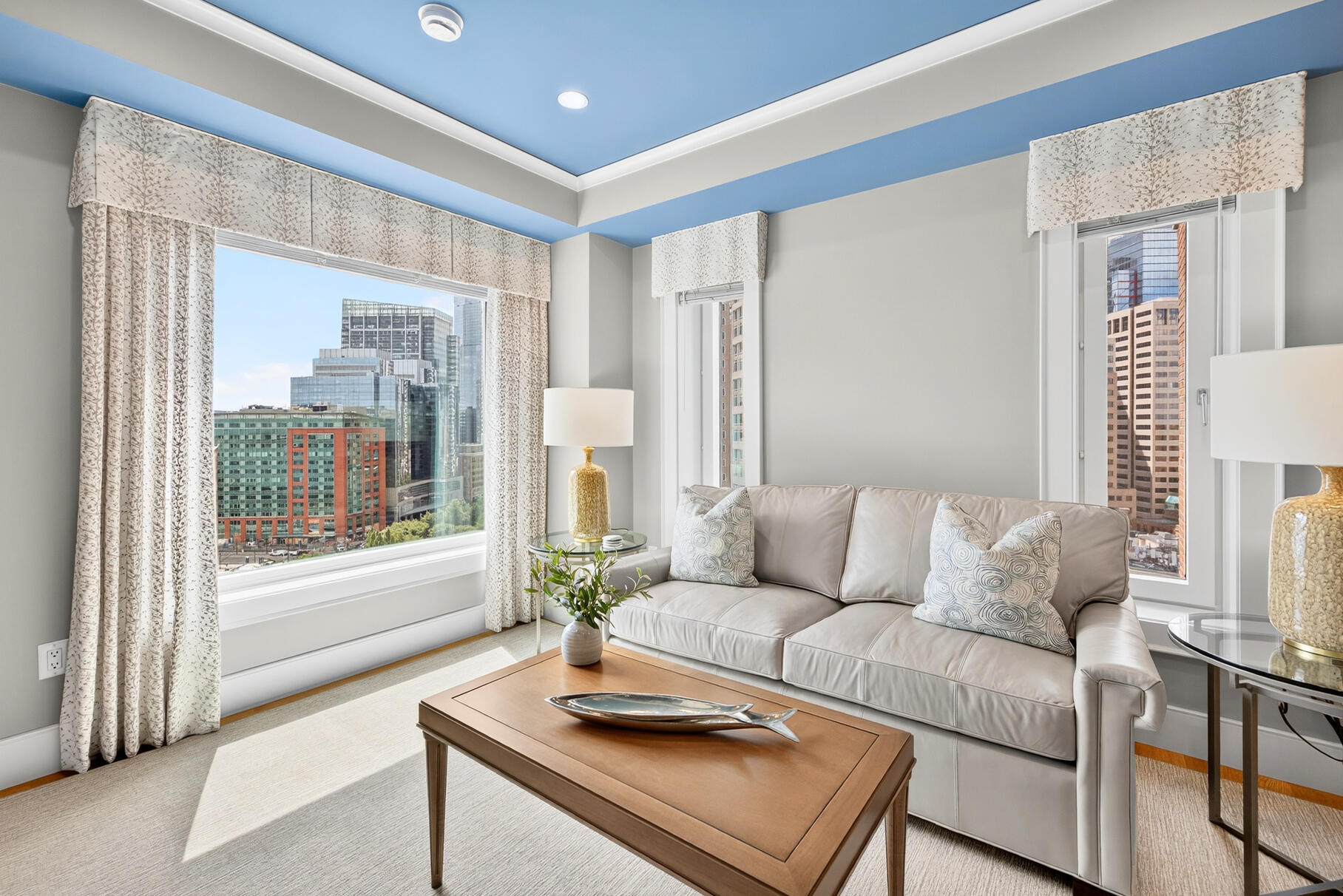 10 Rowes Wharf, Unit PH4 Boston, MA 02110 - Photo 55 of 93 010_9L4A5741
