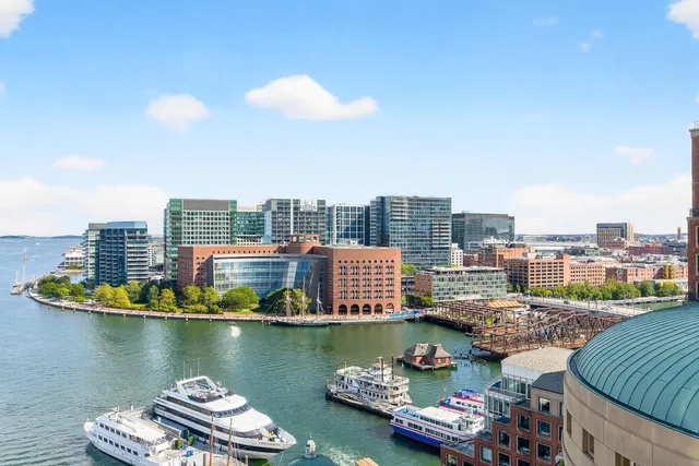 $8,995,000 | 10 Rowes Wharf, Unit PH4, Boston, MA 02110