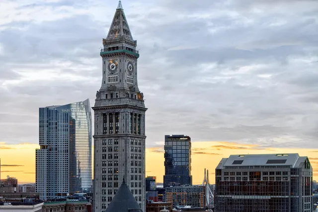 $8,995,000 | 10 Rowes Wharf, Unit PH4, Boston, MA 02110