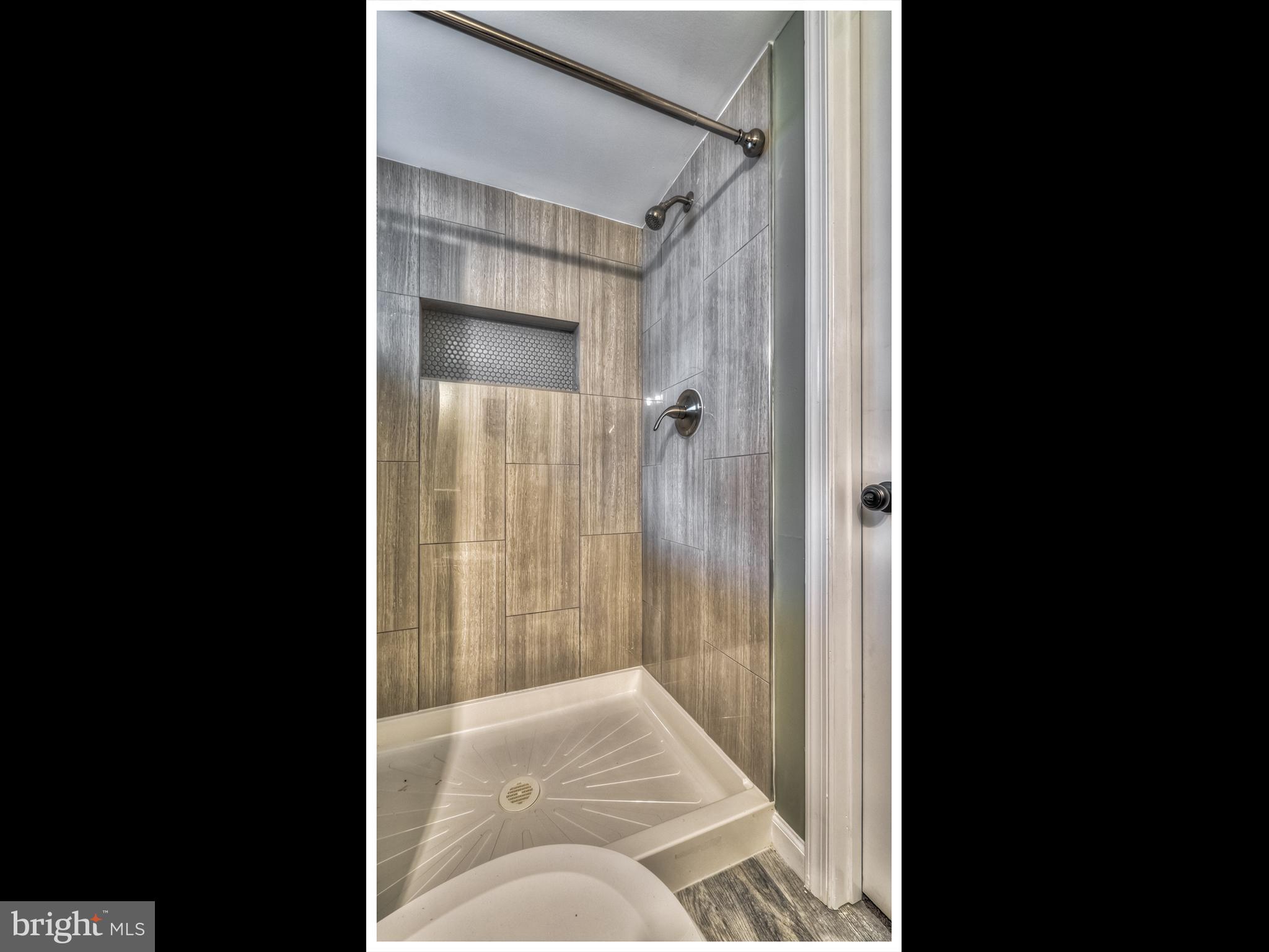 319 North Bend Road Baltimore, MD 21229 - Photo 22 of 30 Bathroom # 3