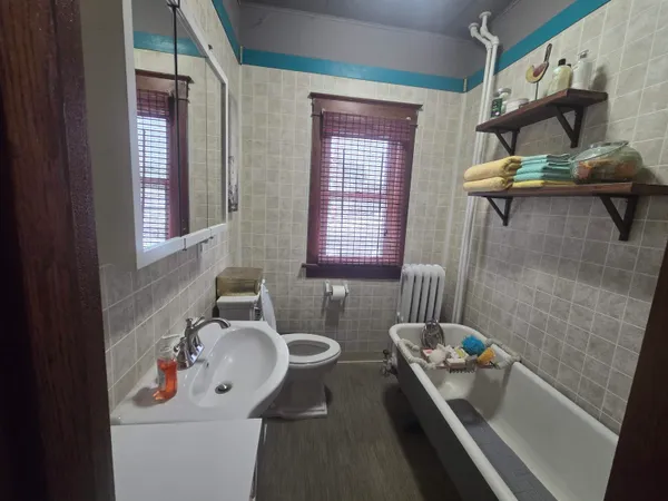 $210,000 | 1035 Academy Street, Elroy, WI 53929