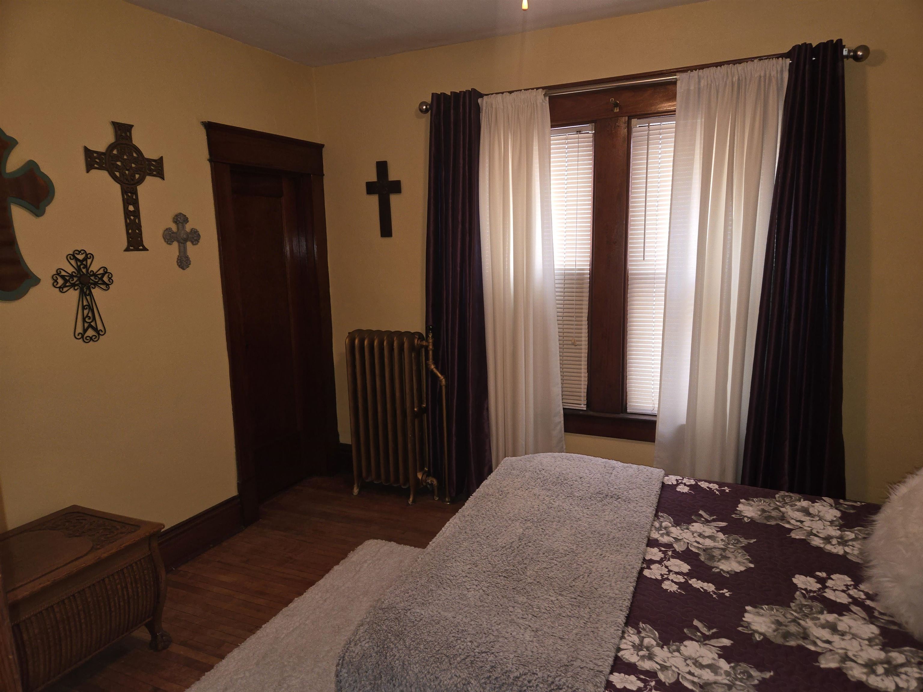 1035 Academy Street Elroy, WI 53929 - Photo 22 of 34