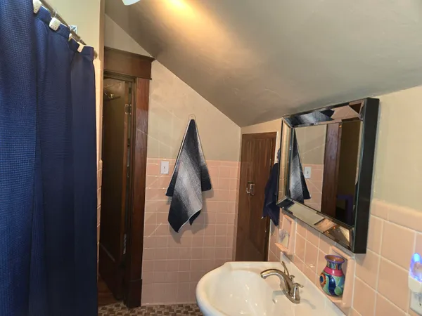 $210,000 | 1035 Academy Street, Elroy, WI 53929