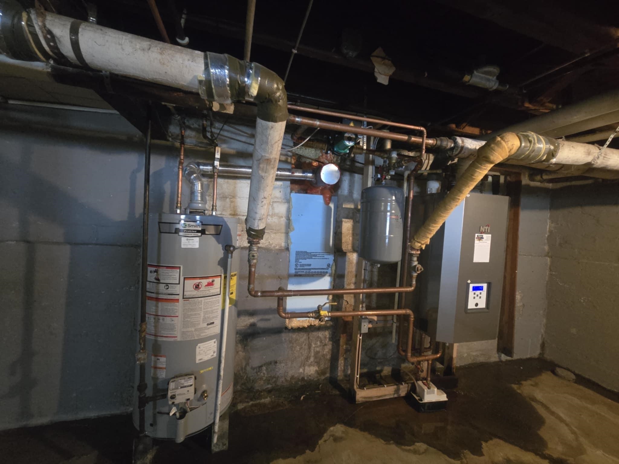 1035 Academy Street Elroy, WI 53929 - Photo 32 of 34