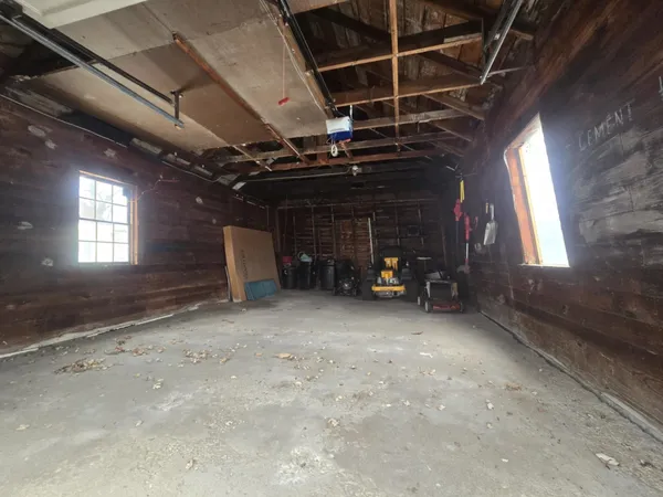 $210,000 | 1035 Academy Street, Elroy, WI 53929