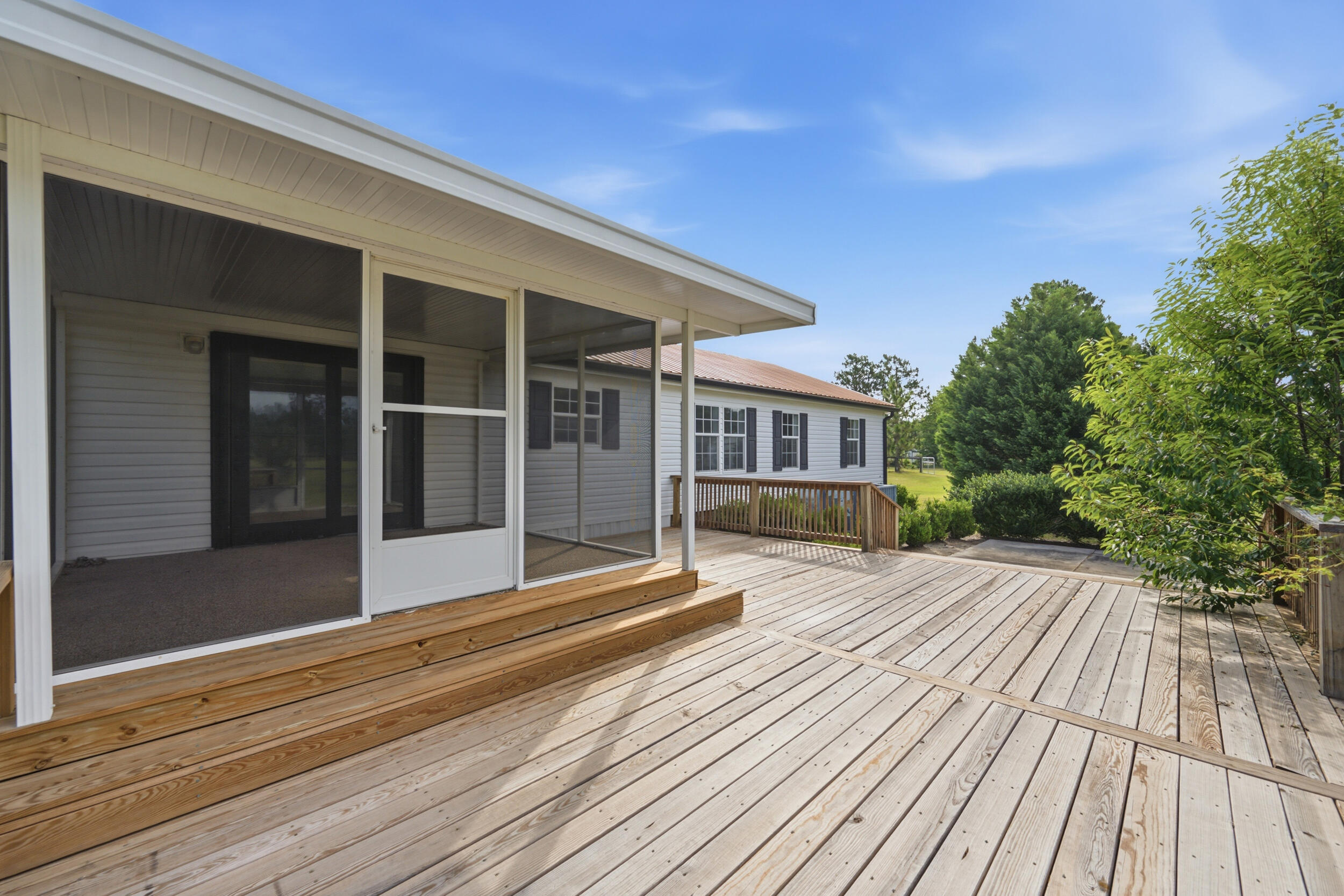 685 Centerwood Road Williston, SC 29853 - Photo 28 of 42