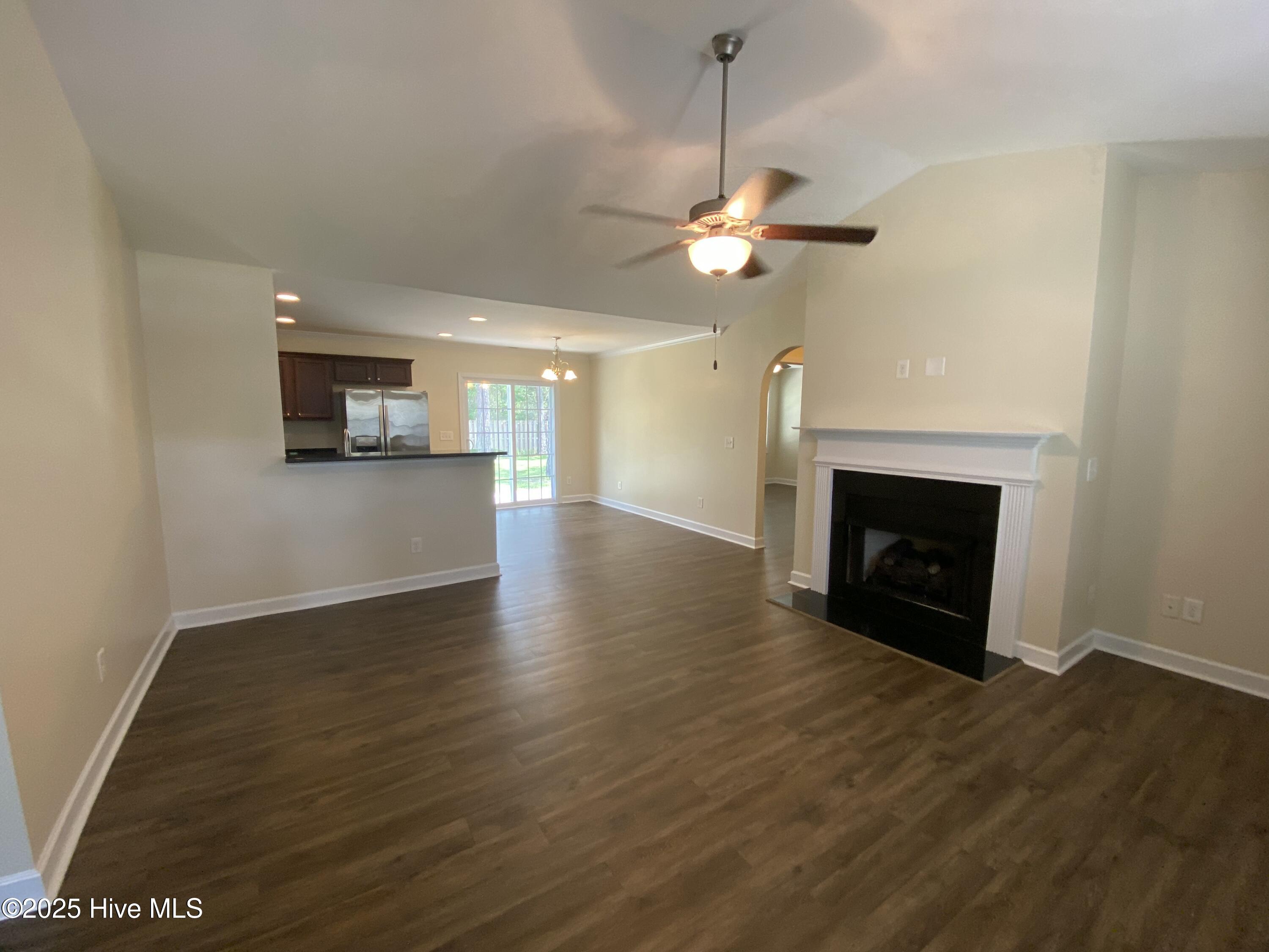 404 Ridgeway Drive Sneads Ferry, NC 28460 - Photo 3 of 23