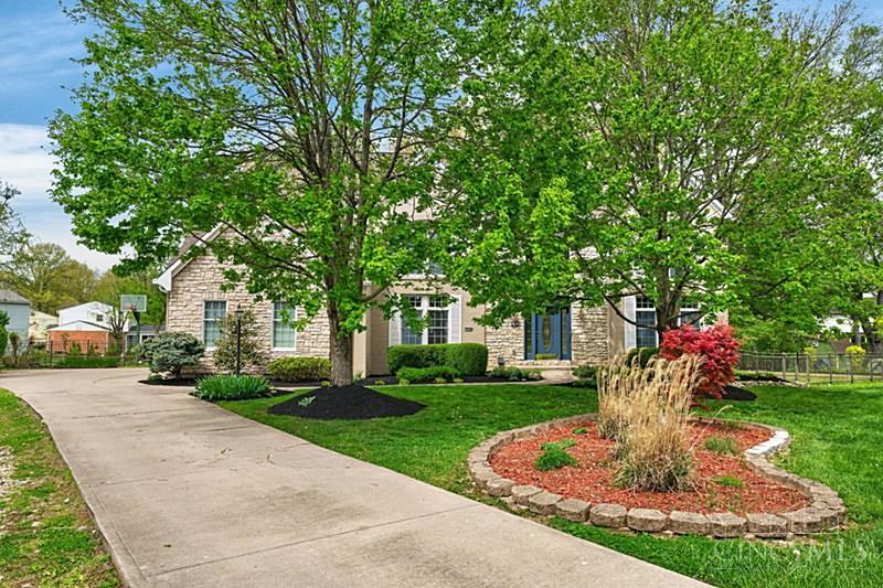 9967 Humphrey Road Cincinnati, OH 45242 - Photo 3 of 81