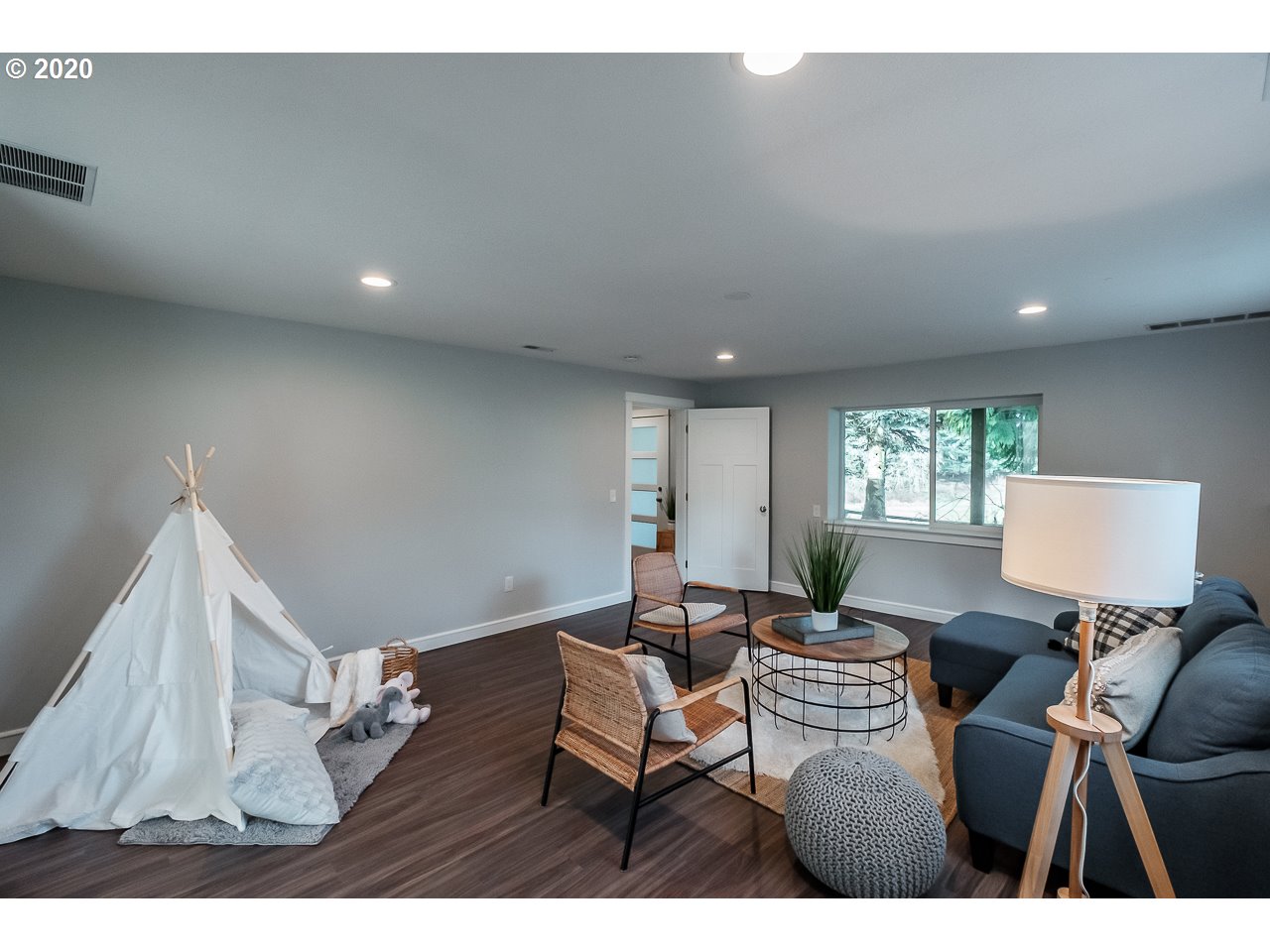 15337 South Maplelane Road Oregon City, OR 97045 - Photo 25 of 32 Gallery Image 25