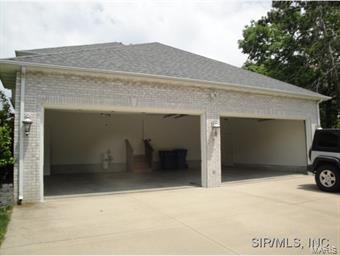 199 Valley View Drive Edwardsville, IL 62025 - Photo 3 of 24 Gallery Image 3